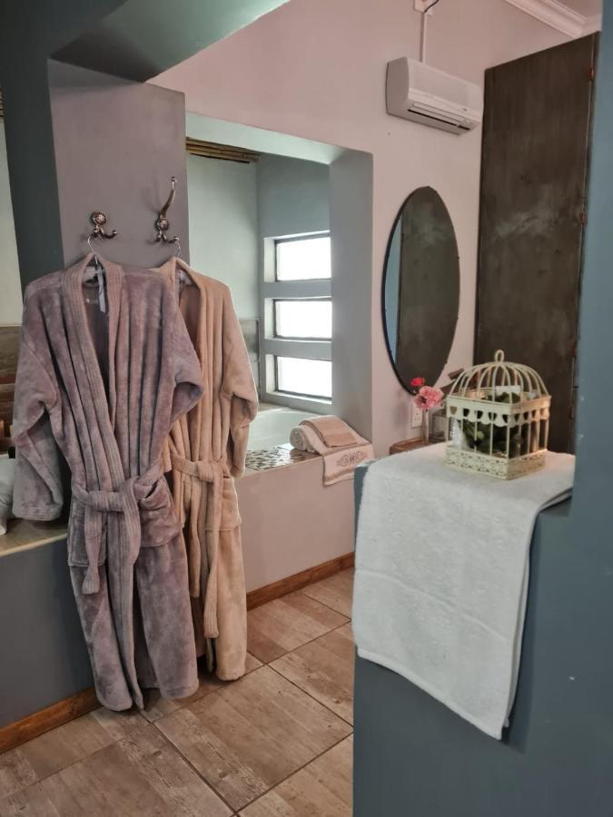 Little Rock Resort Ladybrand Extérieur photo